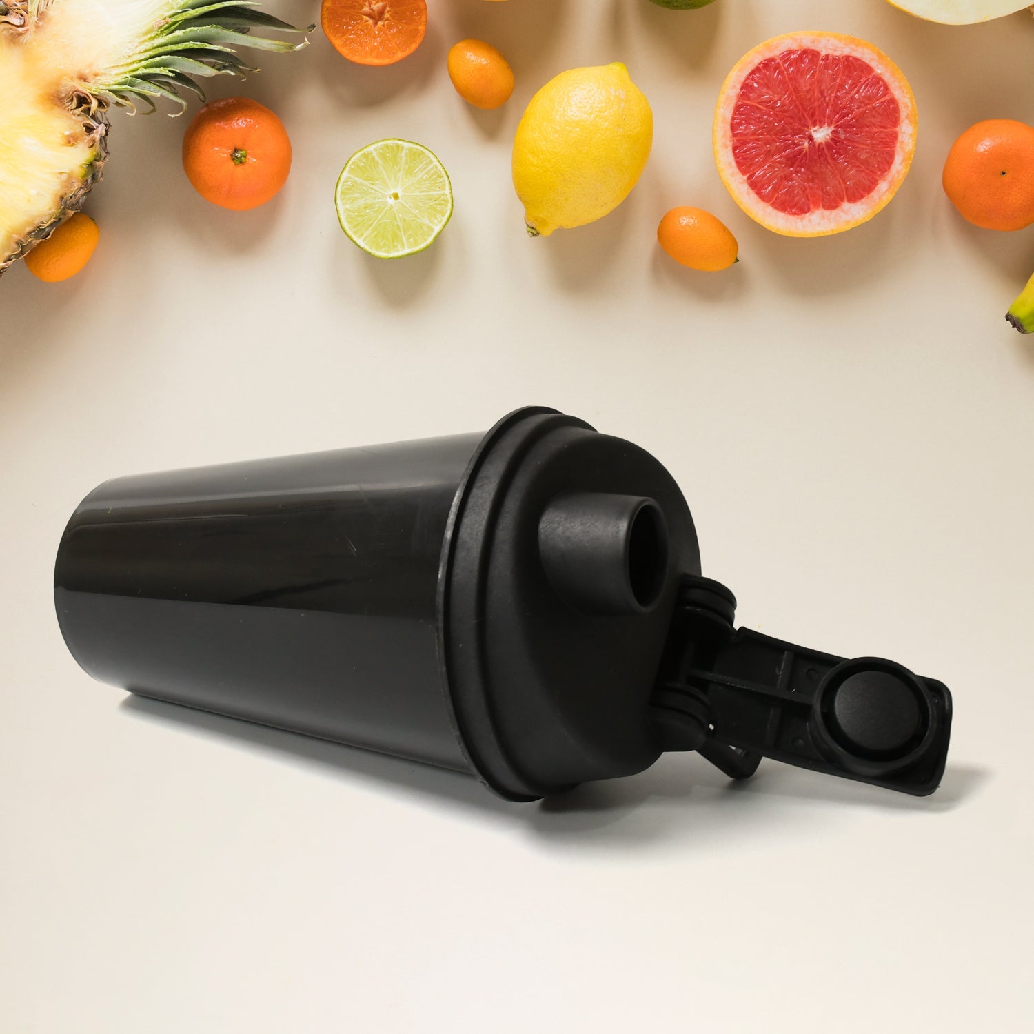 Shaker Bottle Perfect for Protein Shakes and Pre Workout Gym |Water Bottle |BPA Free| Leak-Proof Flip Lid/Insulated Bottle for Hot & Cold Drinks 1 pc - Image 3