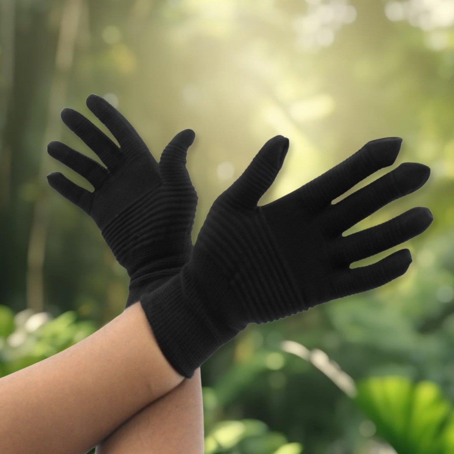 Small Hands, Big Protection: Heat Resistant, Cut-Proof Gloves - Image 5