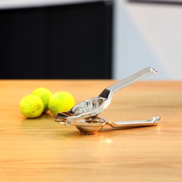 ﻿0132B Stainless Steel Lemon Squeezer - Image 5