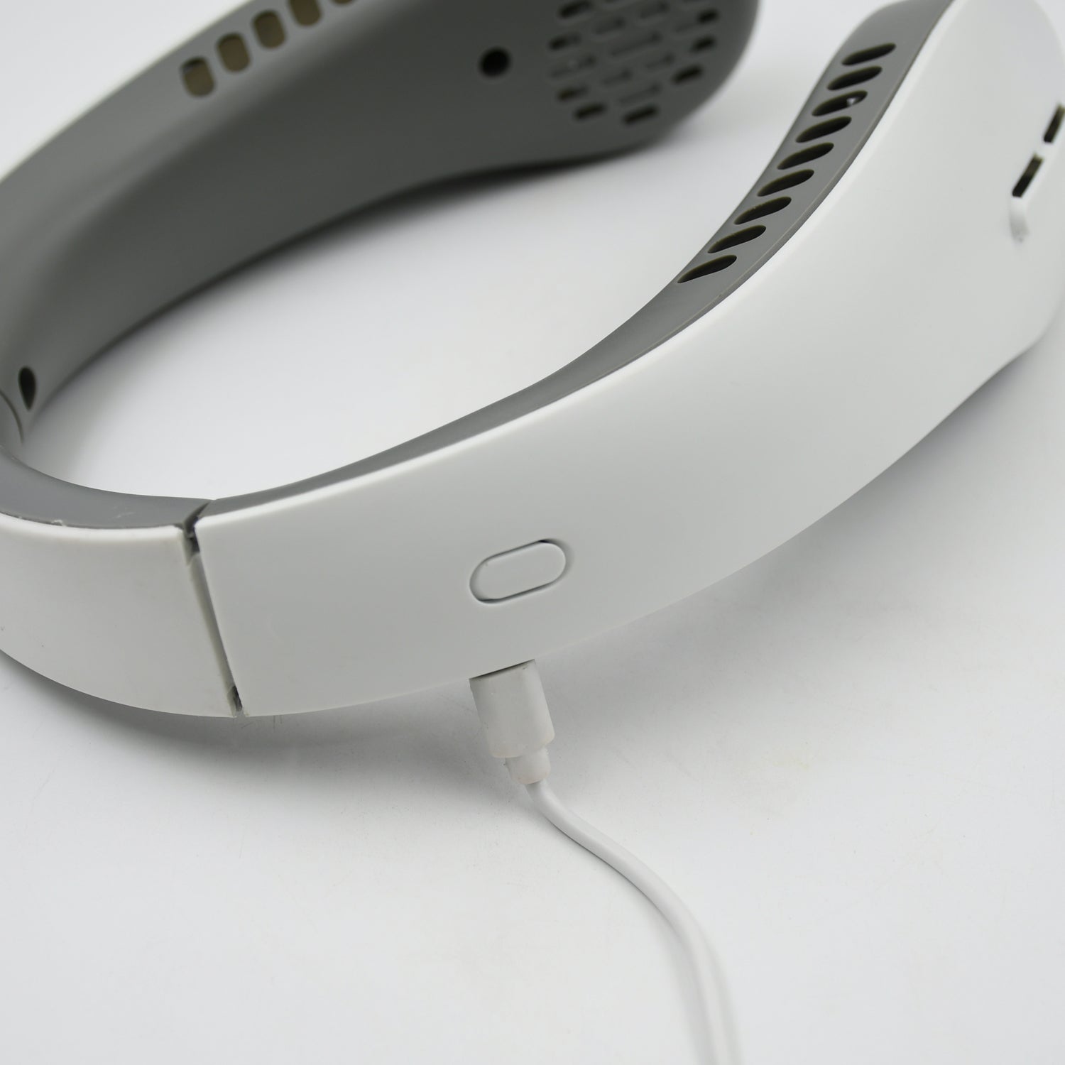 Neck Fan, Portable and Wearable Personal Fan, USB Rechargeable, Headphone Design, Neckband Fan with 3 Speeds, suitable for outdoor family sports travel (X681) - Image 6