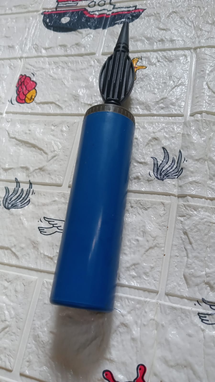 Handy Air Balloon Pumps for Foil Balloons and Inflatable Toys - Image 11