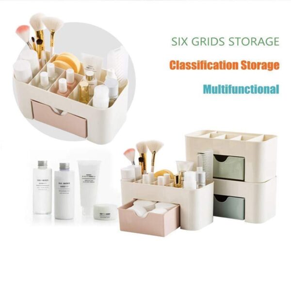 Makeup Cutlery Box Used for storing makeup equipments and kits used by womens and ladies. - Image 3