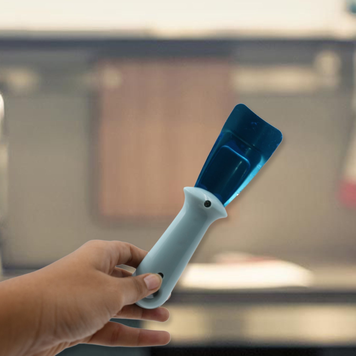 ice Remover Scoop, Non Slip Ergonomic Design Compact Size Freezer Shovel Anti Rust for Refrigerator (1Pc) - Image 4