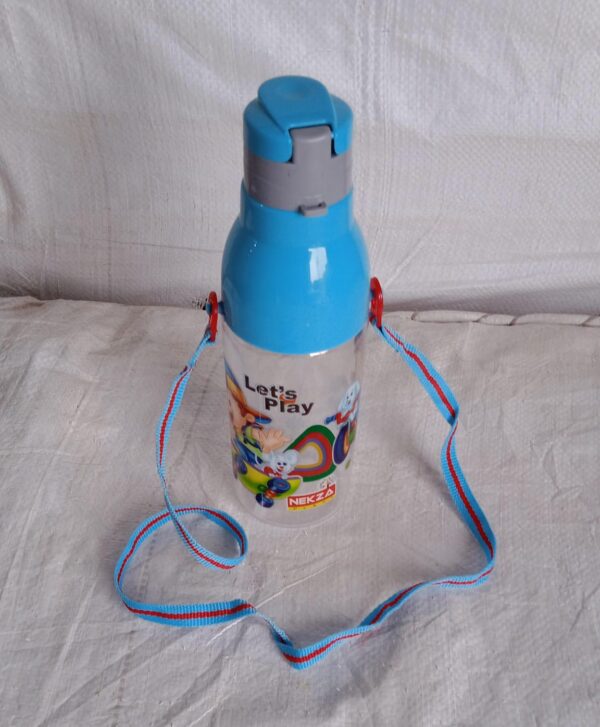 900ml Insulated Water Bottle with Dori & Straw: Leakproof, BPA-Free, Sports Bottle - Image 7