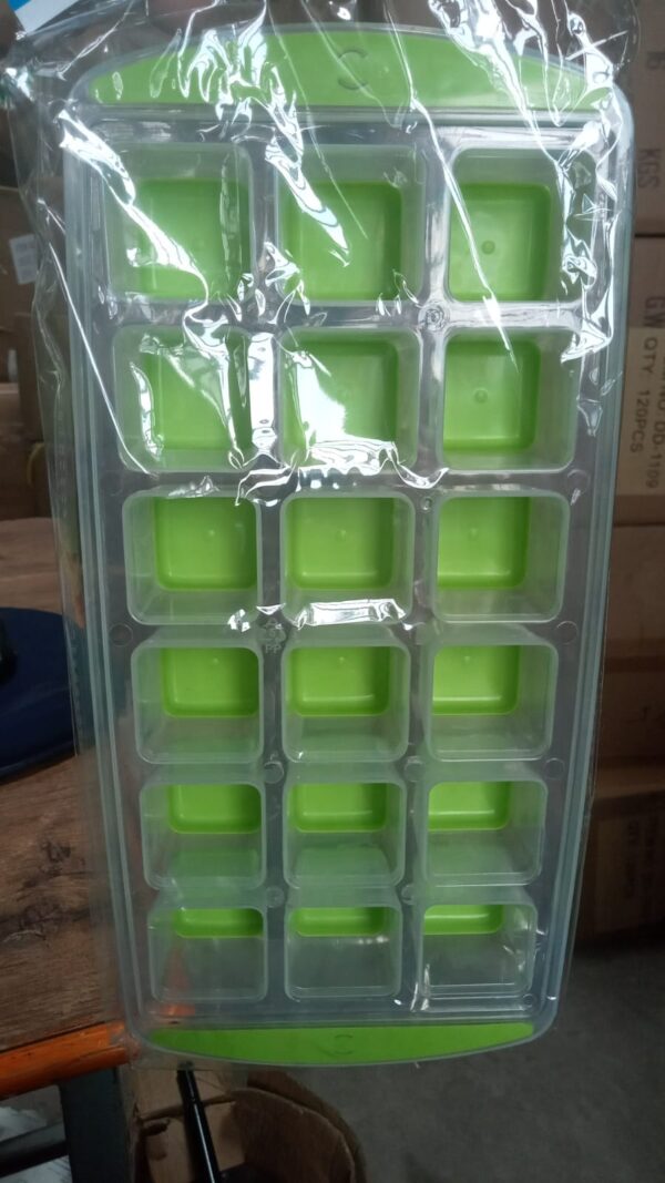 18-Cavity Pop-Up Ice Cube Tray - Flexible Silicone, Easy Release 100% BPA-Free - Image 9