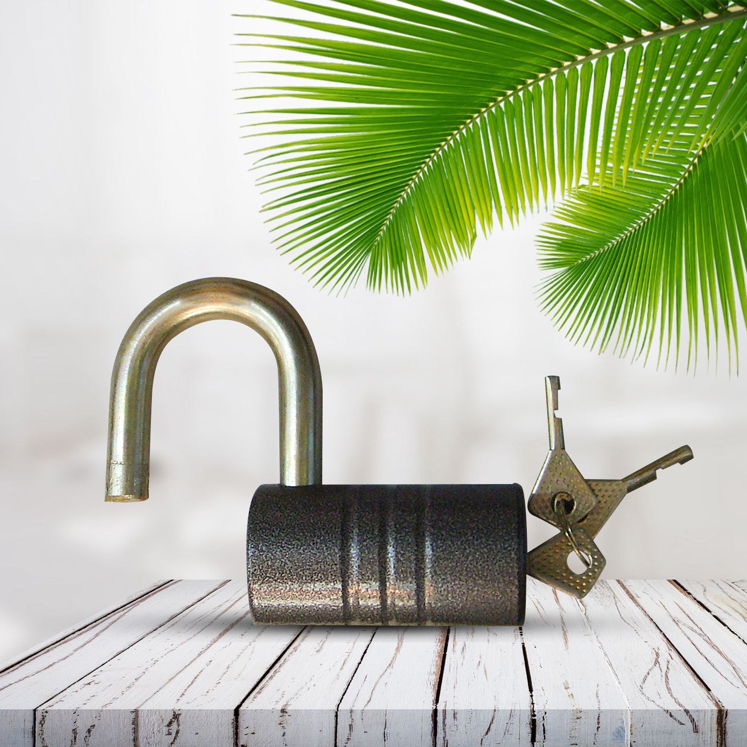 Iron Pad lock, Brass Core and Thickened Spray Black Iron Door Lock With 5 pc Keys for Home Dormitory, Waterproof Antirust Anti-theft Padlocks Outdoor Gate Shed Locks Warehouse Big Iron Door Drawer Lock (82 mm ) - Image 5