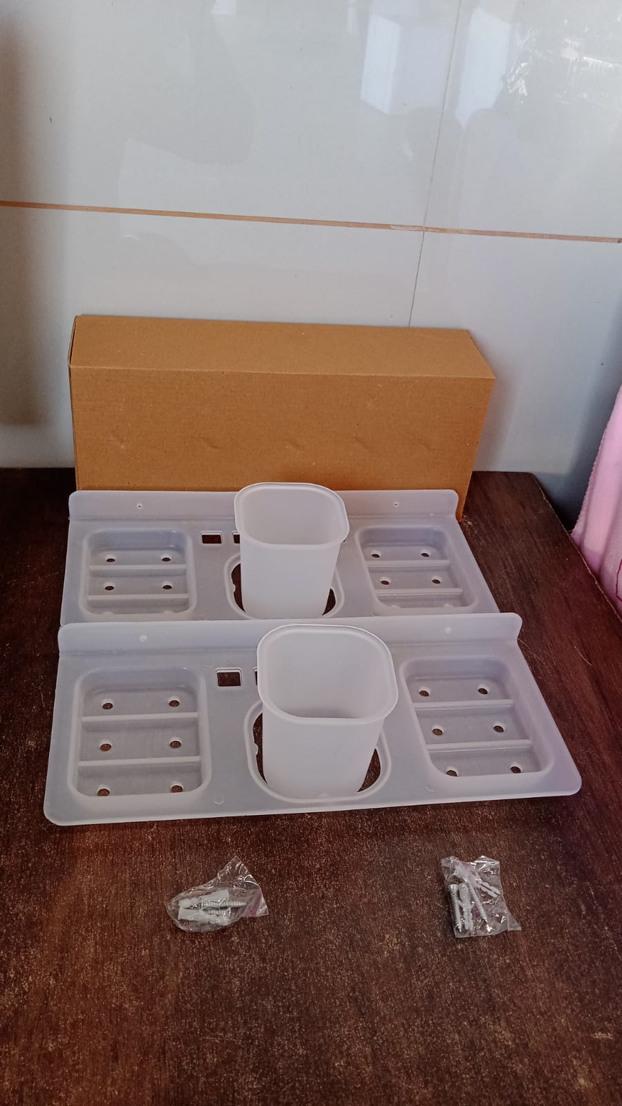 4 in 1 Plastic Soap Dish and plastic soap dish tray used in bathroom and kitchen purposes. - Image 7