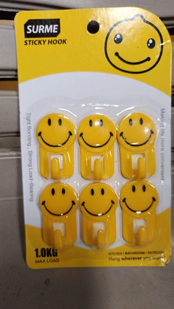 Plastic Self-Adhesive Smiley Face Hooks, 1 Kg Load Capacity (6pcs) - Image 7