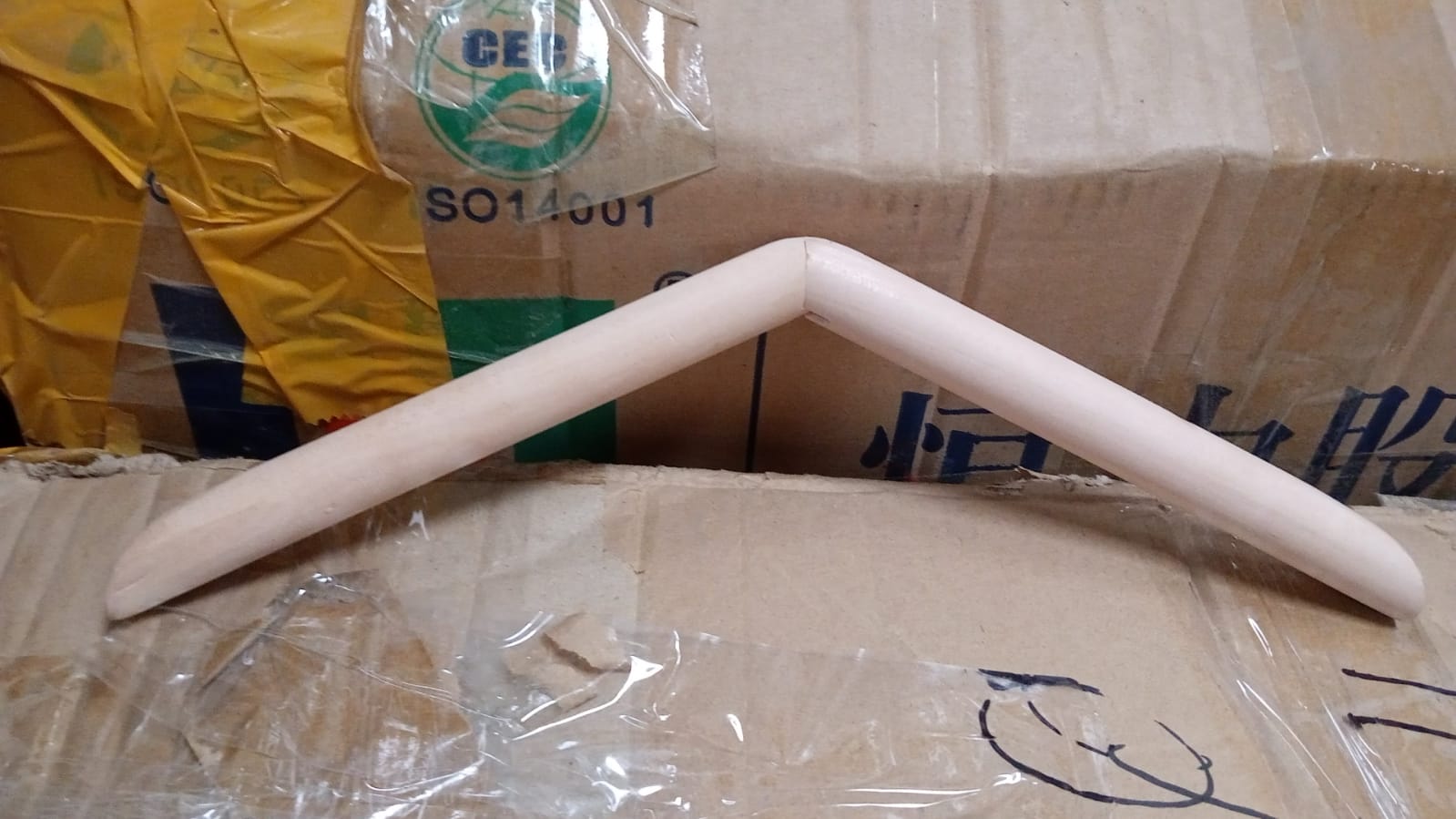 Wood Clothes Hanger, Wooden Suit Hangers, Coat Hangers, - Image 8