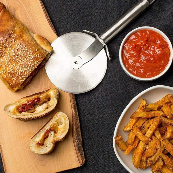 Stainless Steal Pizza Cutter Pastry Cutter Sandwiches Cutter (X924) - Image 4