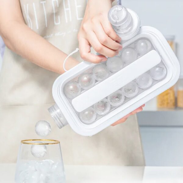 Foldable Ice Tray with Lid, 2-in-1 Ice Ball Maker (X952) - Image 4